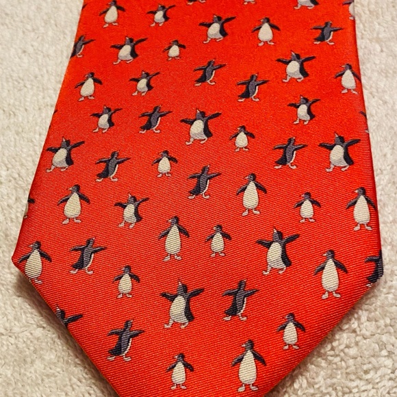 Brand New Super Stylish Tie By PETER BLAIR - Picture 3 of 4